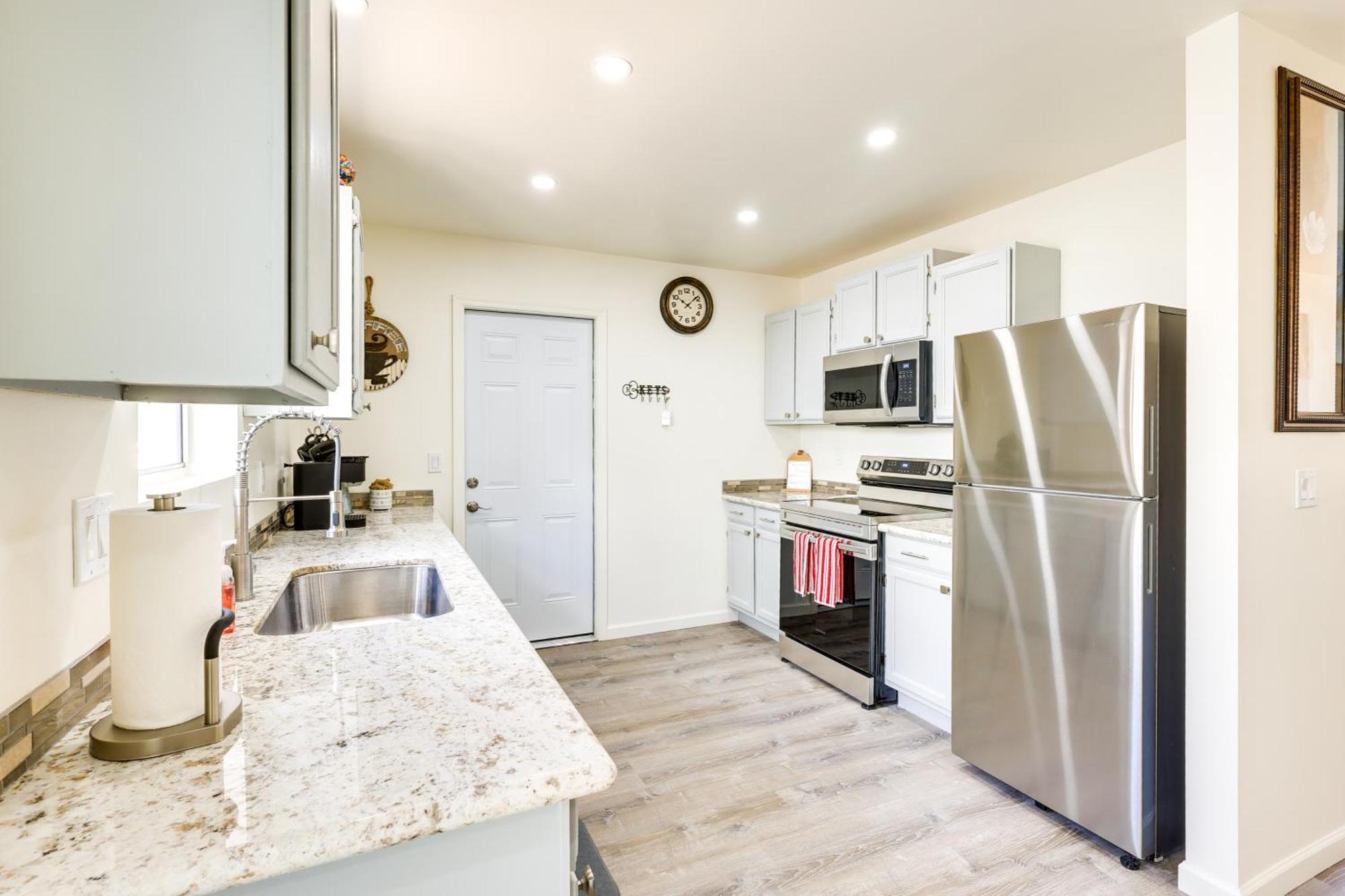 Kingman Vacation Rental With Yard And Fire Pit Eksteriør billede